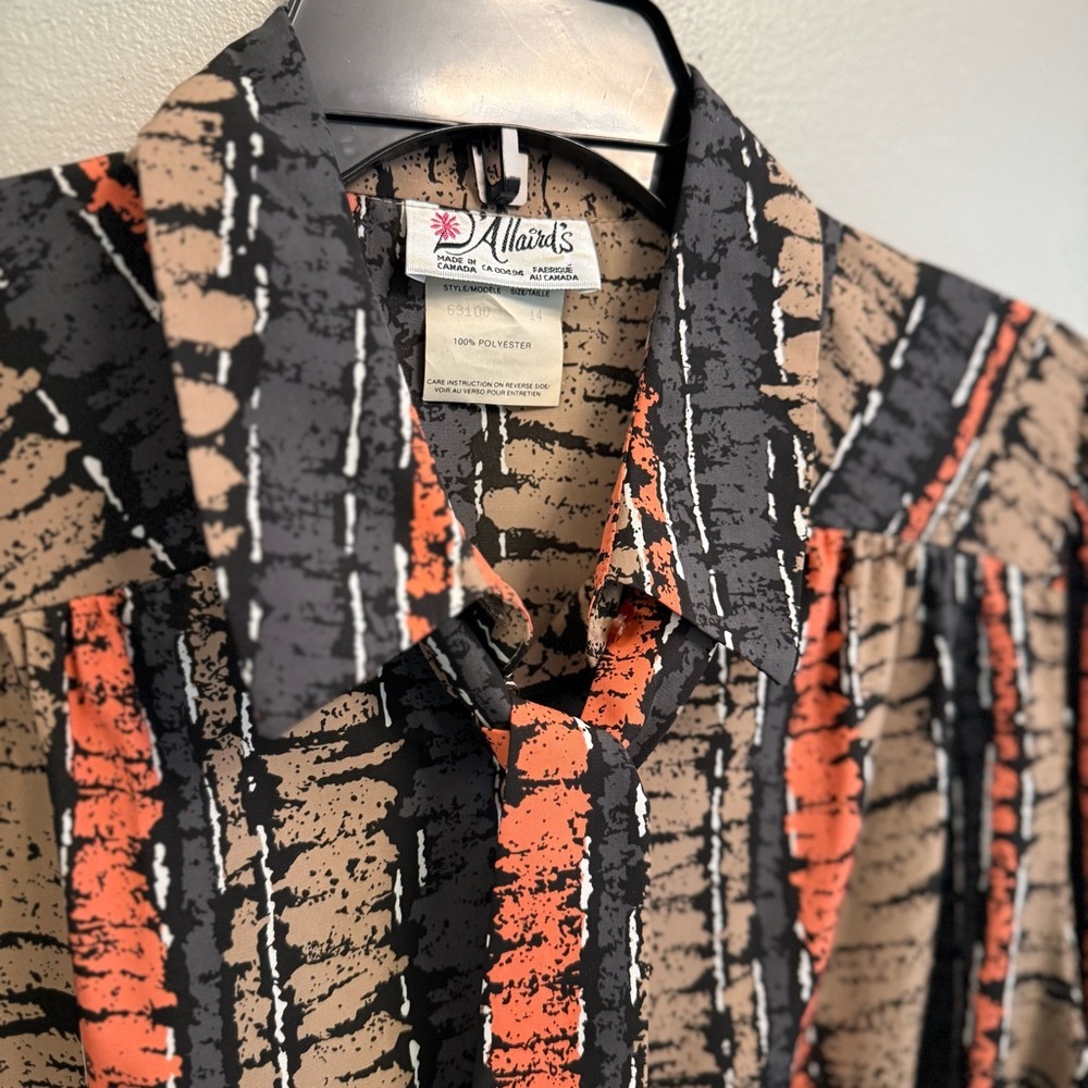 Vintage Tie-Neck Blouse | Abstract Earth Tones | Size 14 | D’Allaird’s - Picture 5 of 5